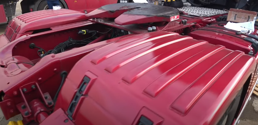 Тягач Scania 650S V8